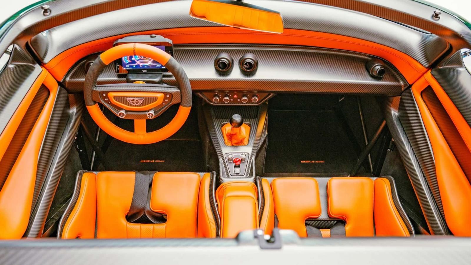 Το νέο Donkervoort P24 RS άφησε την Audi και ήρθε με μοτέρ της Ford